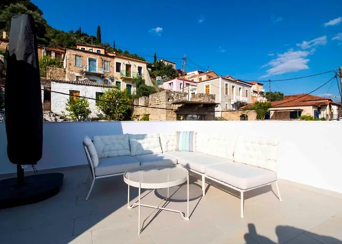 Cosy House In The Heart Of Gytheio